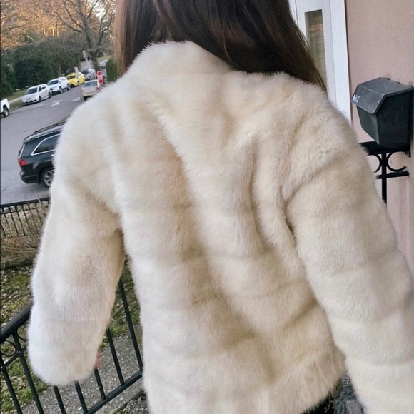 Faux Fur Coat - Picture 3 of 6